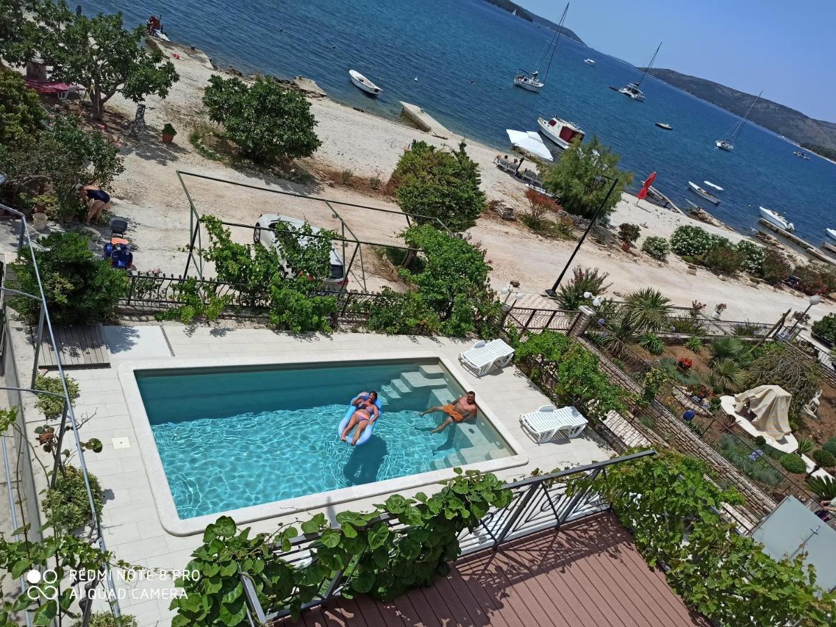 Apartments Gina Trogir Eksteriør bilde