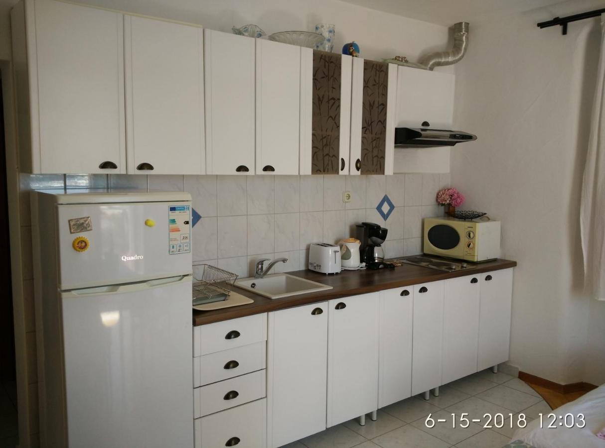 Apartments Gina Trogir Eksteriør bilde