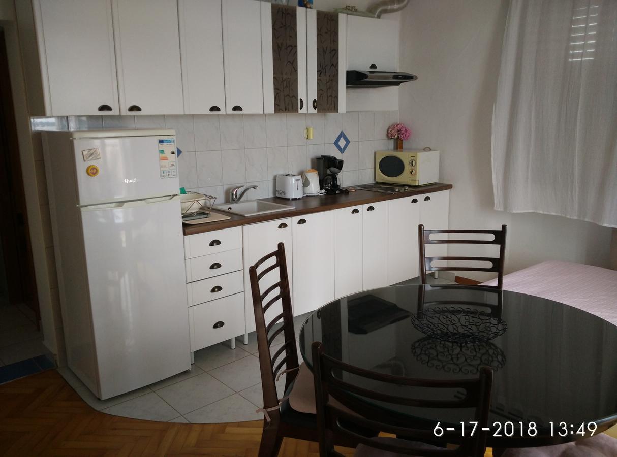 Apartments Gina Trogir Eksteriør bilde